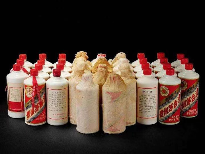 桐庐日照岚山回收酒价格哪里回收(附近上门回收茅台酒）?